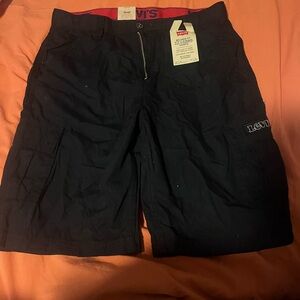 Levi’s boy shorts size 16
Brand new with tags